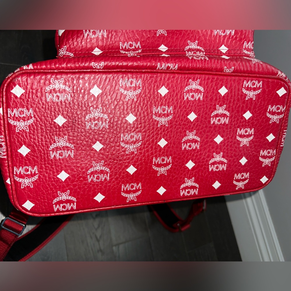 MCM Backpack - Picture 2 of 3